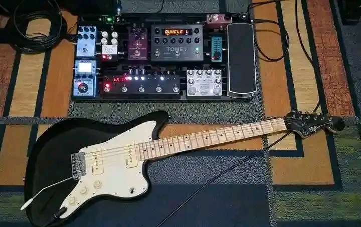 Guitar lesson and teaching, for beginner, amateur, and advance stage a personal and close lesson